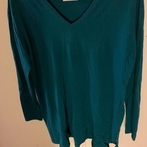 Elegantees SASHA V-neck tunic